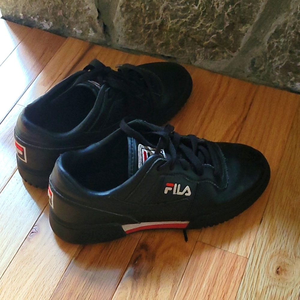 Fila kid's sneakers, sz 4
